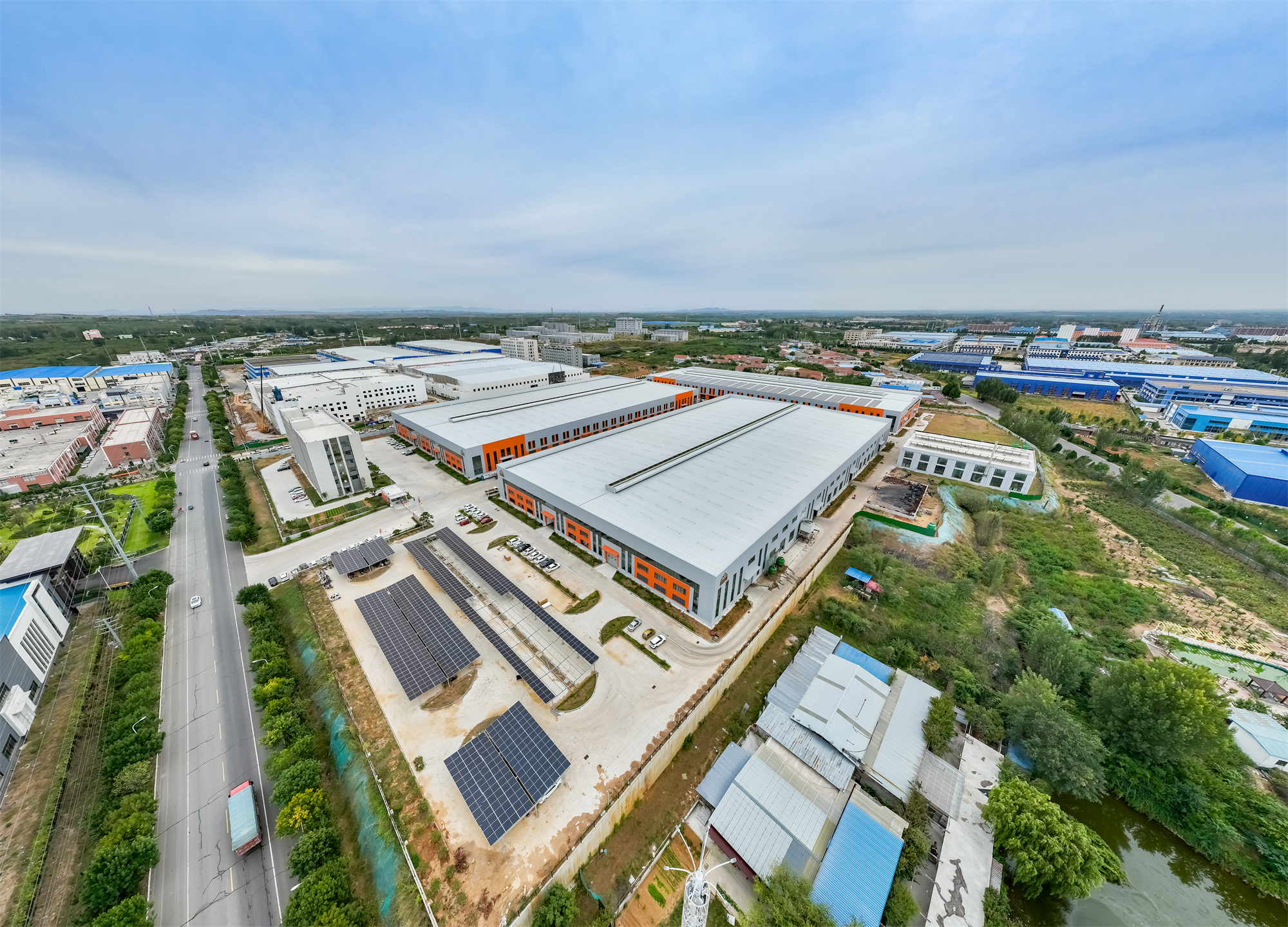 Transformación y actualización, verde primero, el camino del desarrollo sostenible de la industria de fabricación de gama alta(图1)