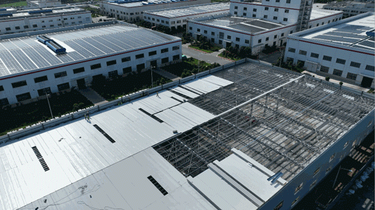 What does a rigid and flexible sandwich panel roofing system look like?(图4)